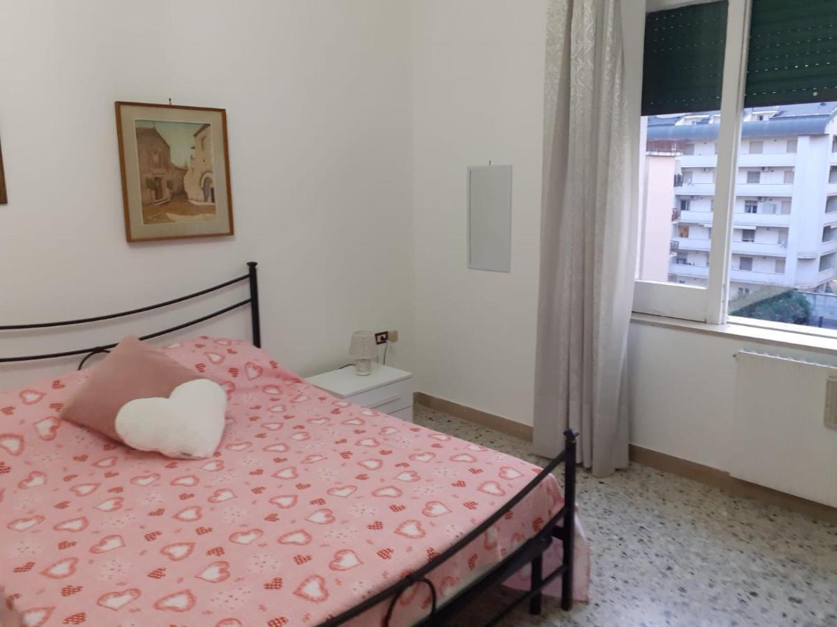 לינה וארוחת בוקר קאסרטה A Casa Di Adele מראה חיצוני תמונה