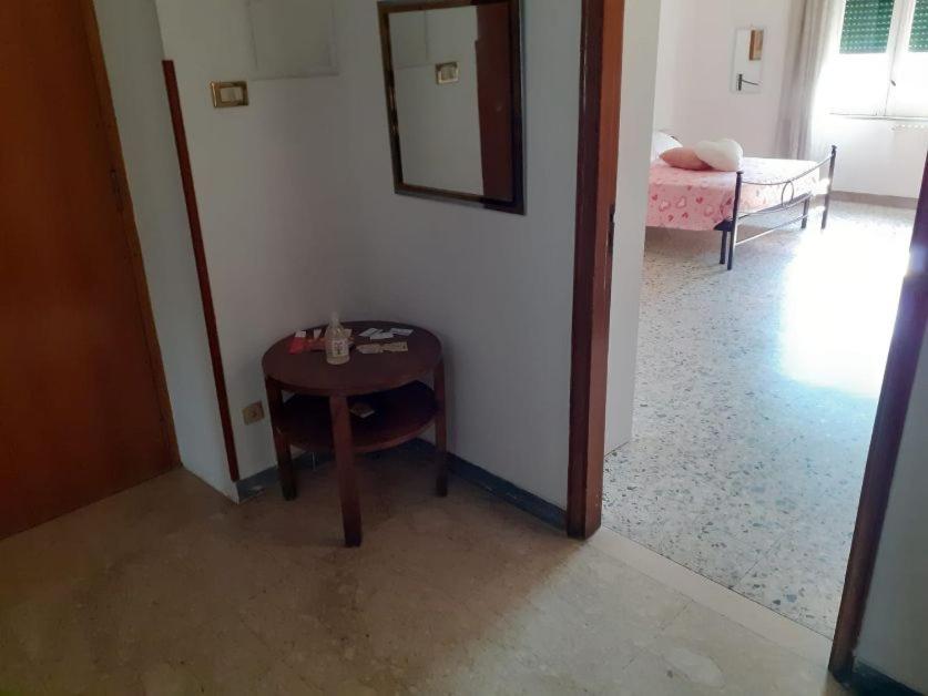 לינה וארוחת בוקר קאסרטה A Casa Di Adele מראה חיצוני תמונה