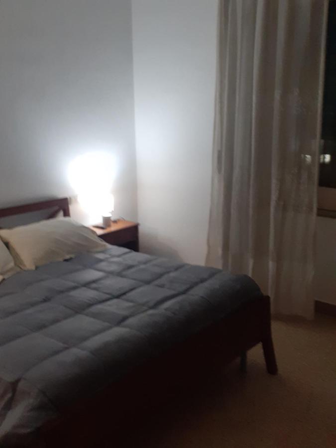 לינה וארוחת בוקר קאסרטה A Casa Di Adele מראה חיצוני תמונה