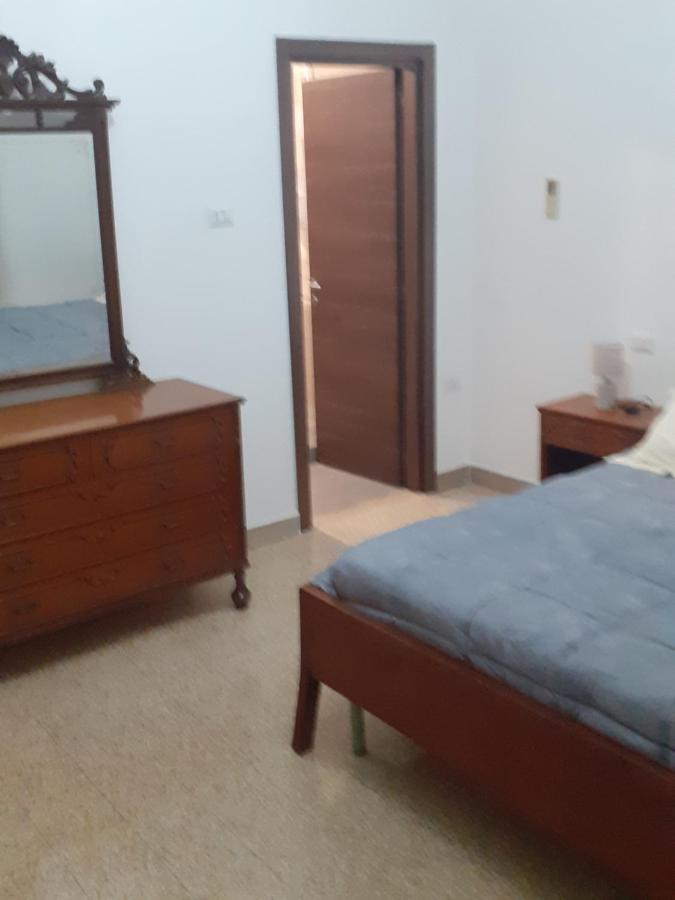 לינה וארוחת בוקר קאסרטה A Casa Di Adele מראה חיצוני תמונה