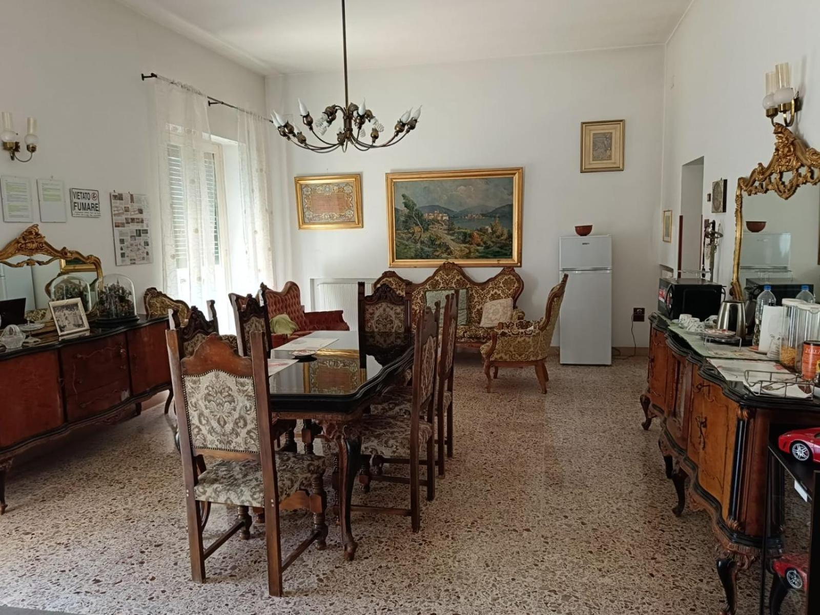 לינה וארוחת בוקר קאסרטה A Casa Di Adele מראה חיצוני תמונה