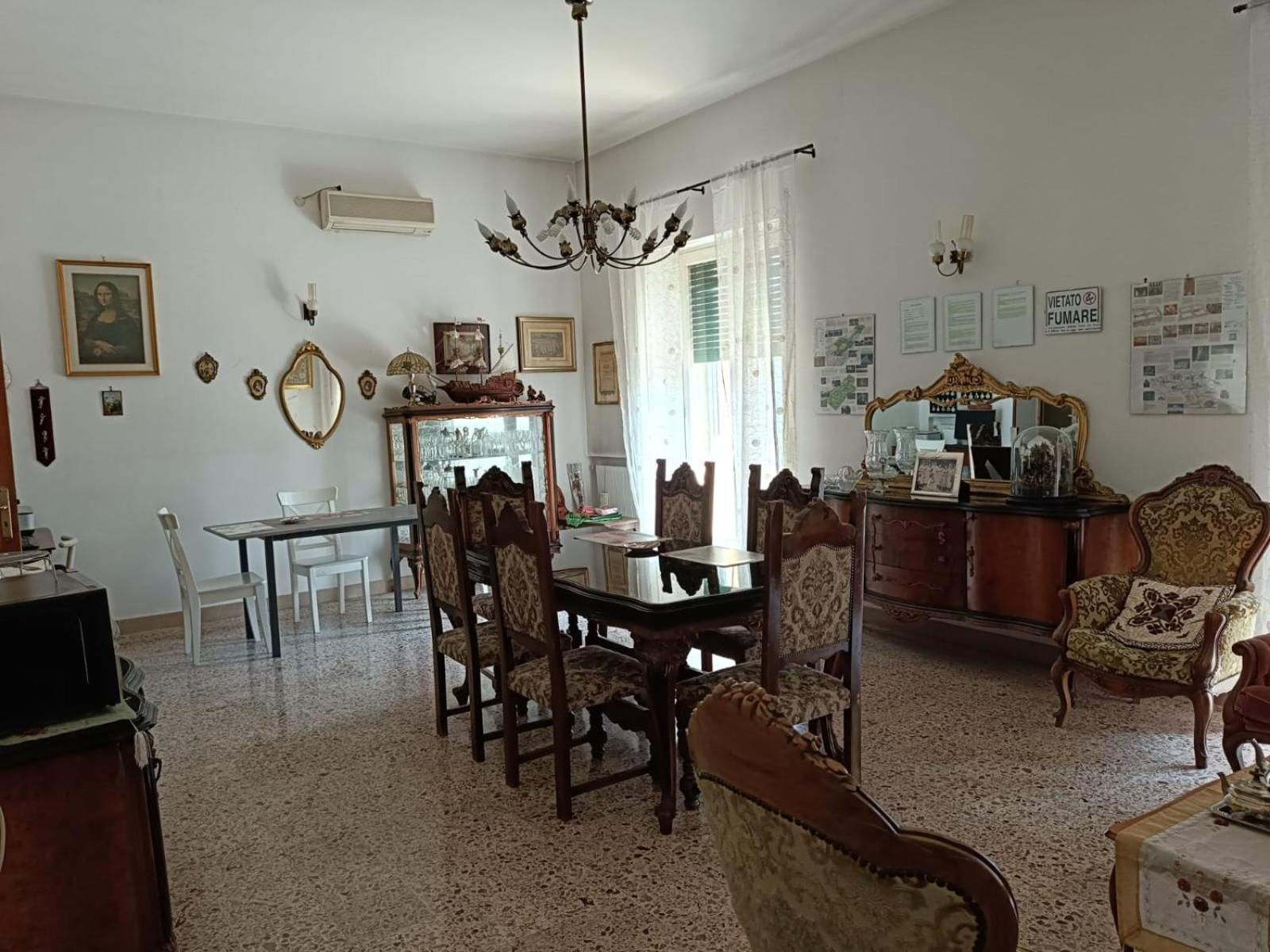 לינה וארוחת בוקר קאסרטה A Casa Di Adele מראה חיצוני תמונה