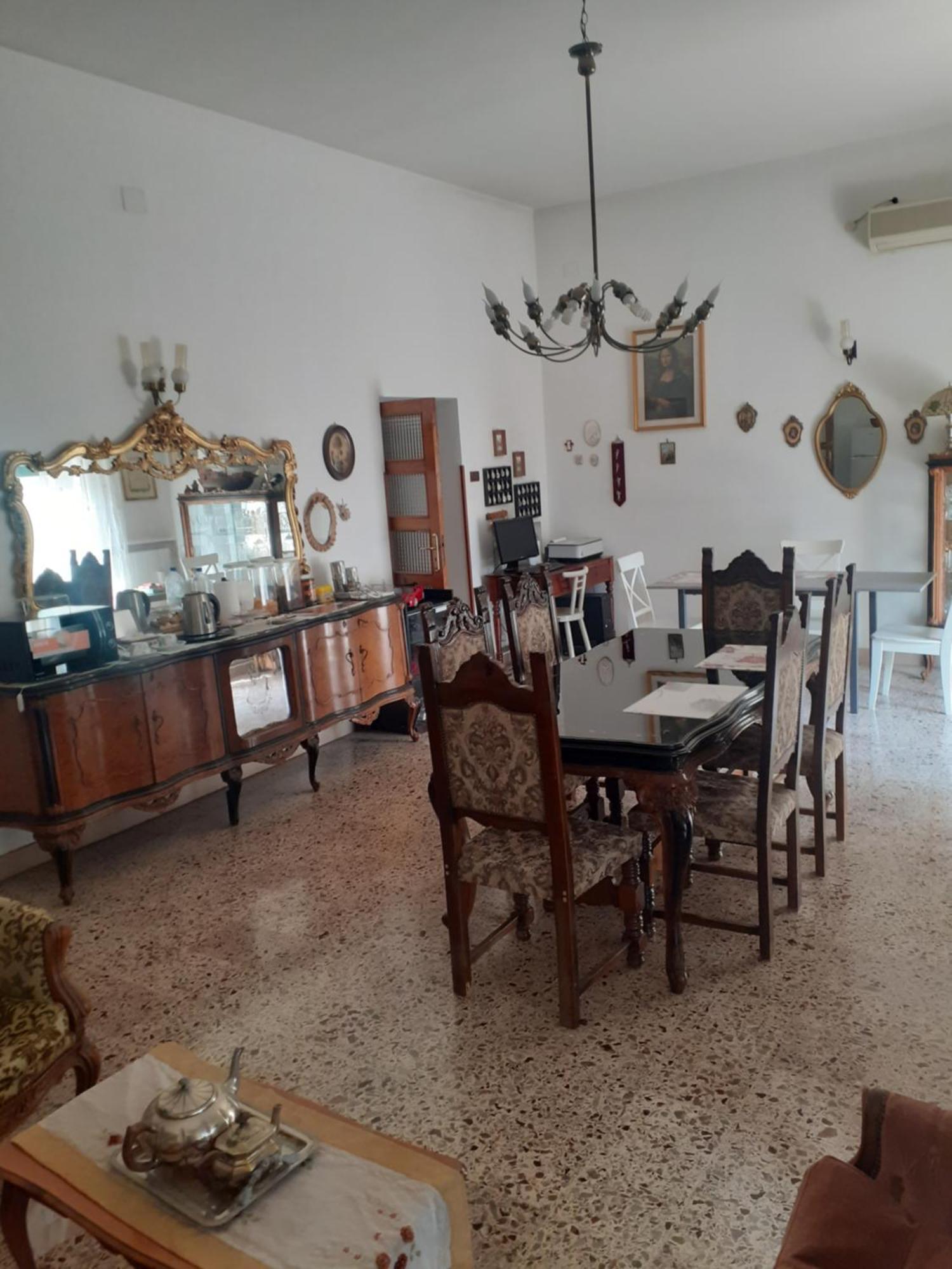 לינה וארוחת בוקר קאסרטה A Casa Di Adele מראה חיצוני תמונה